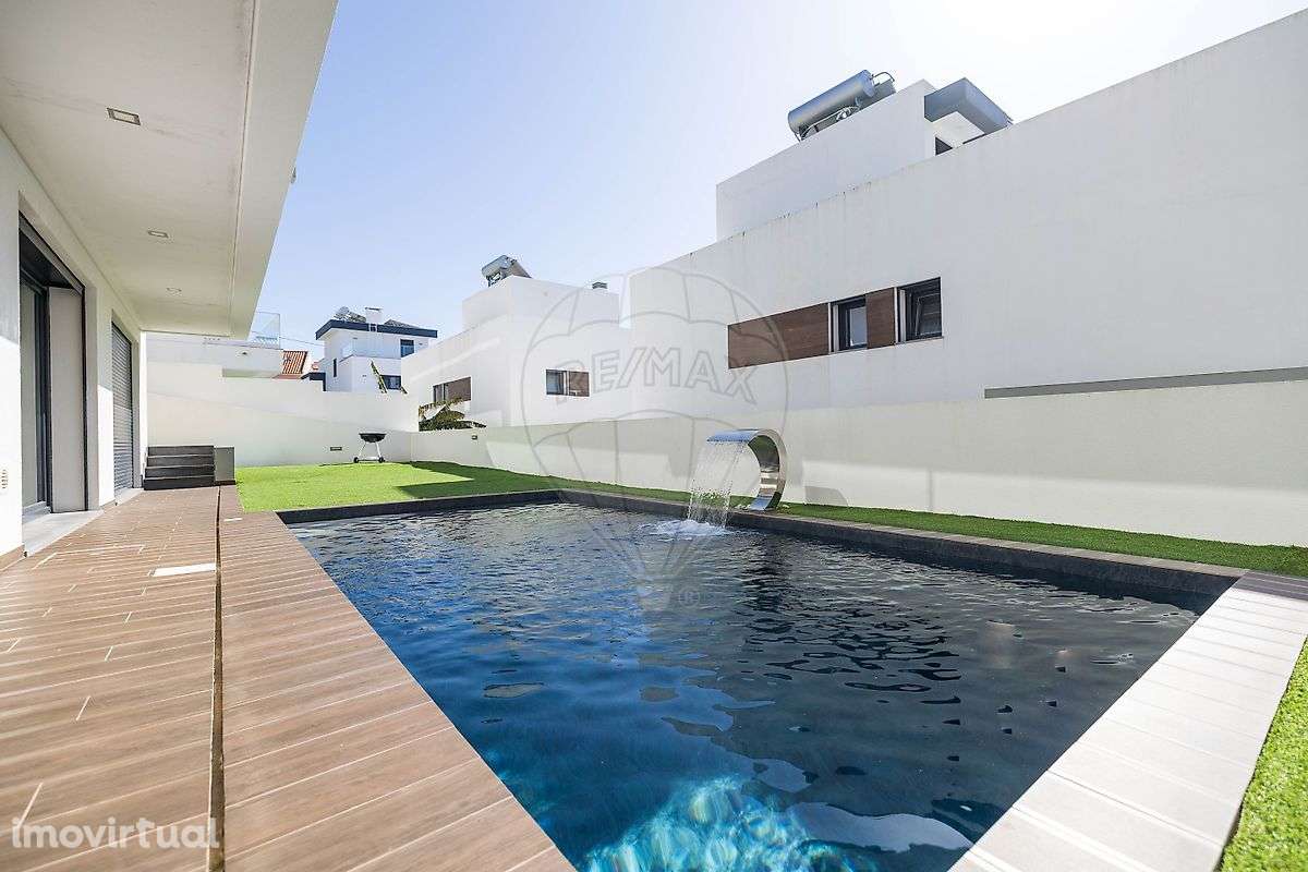 Moradia T4 para arrendamento - Grande imagem: 2/50