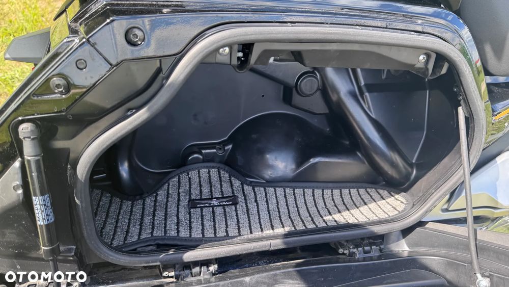 Honda GL - 18