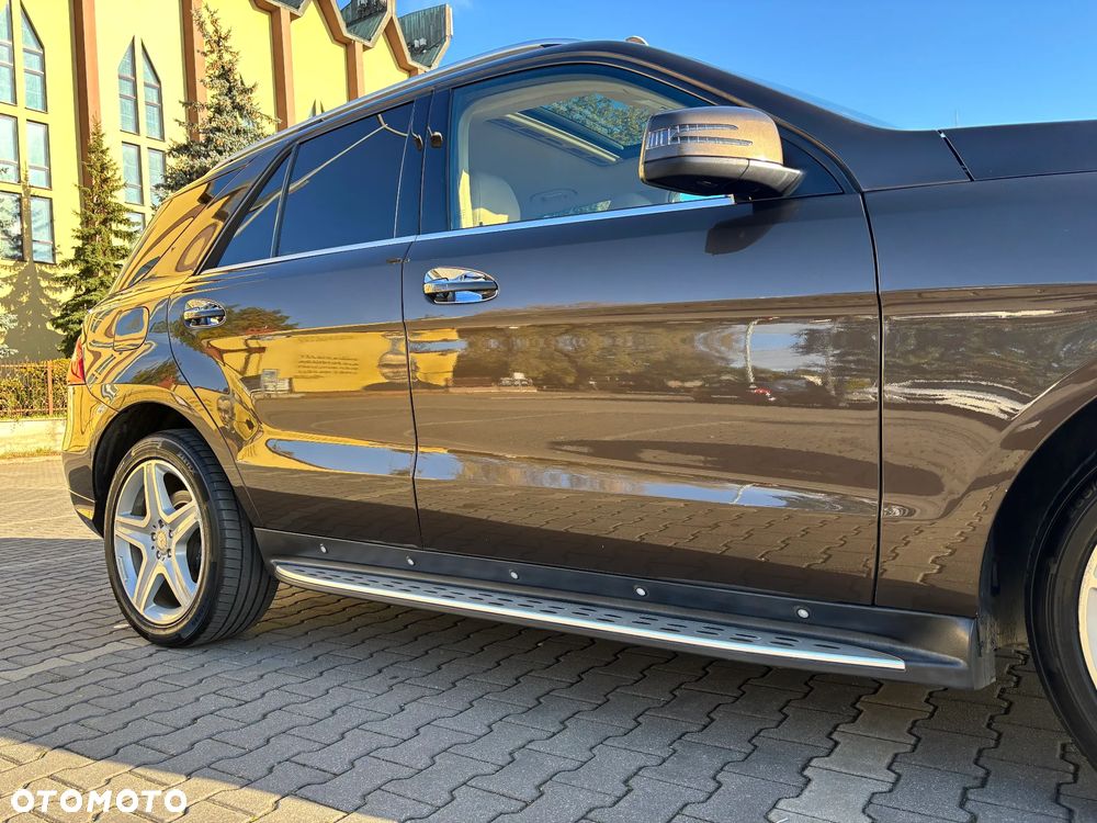 Mercedes-Benz ML 400 4-Matic - 5
