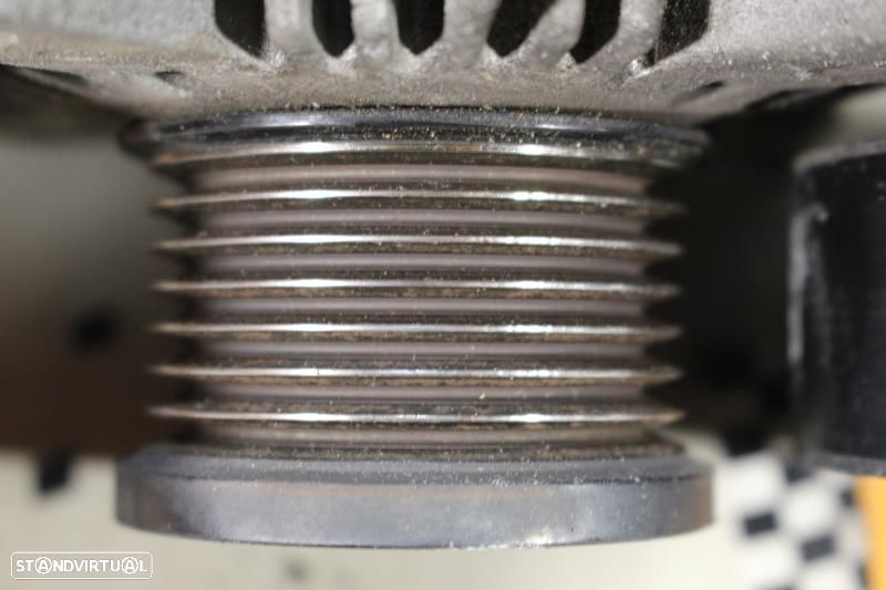 Alternador Bmw 1 (E87)  7550468 / 12317550468/ 1042106021 - 7