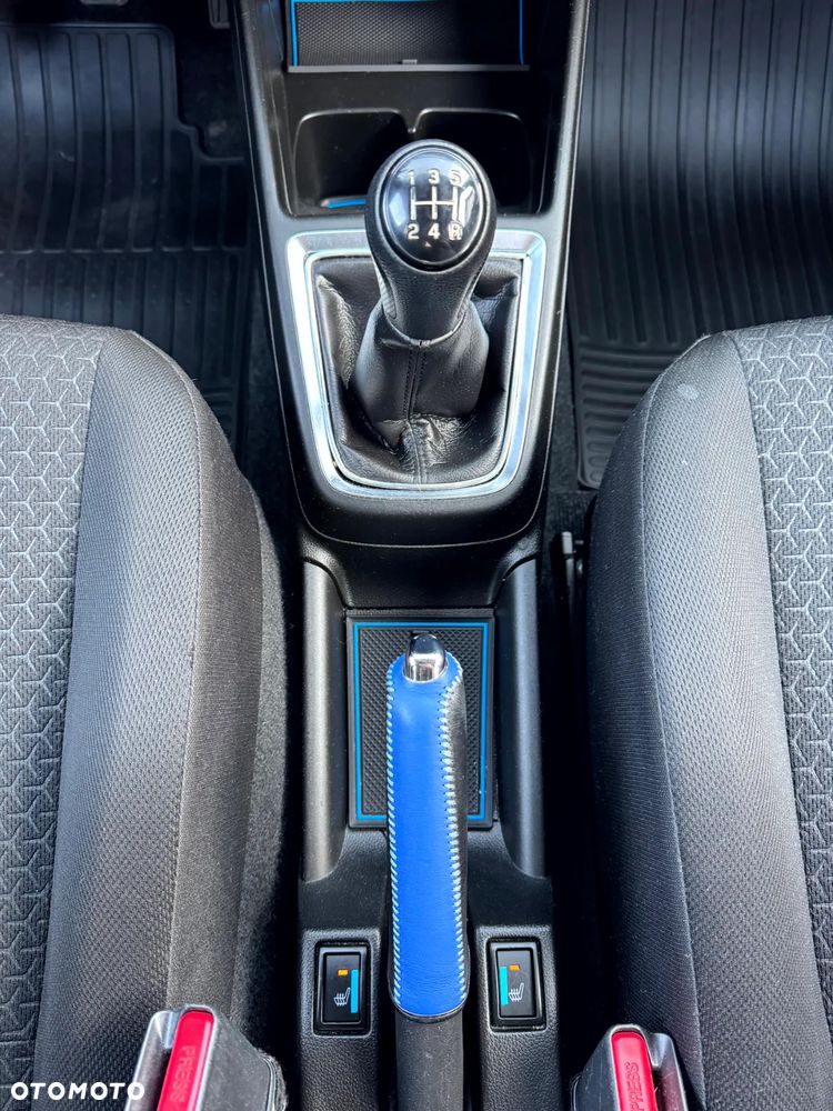 Suzuki Swift - 12