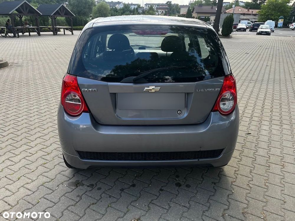 Chevrolet Aveo 1.2 16V LS - 5