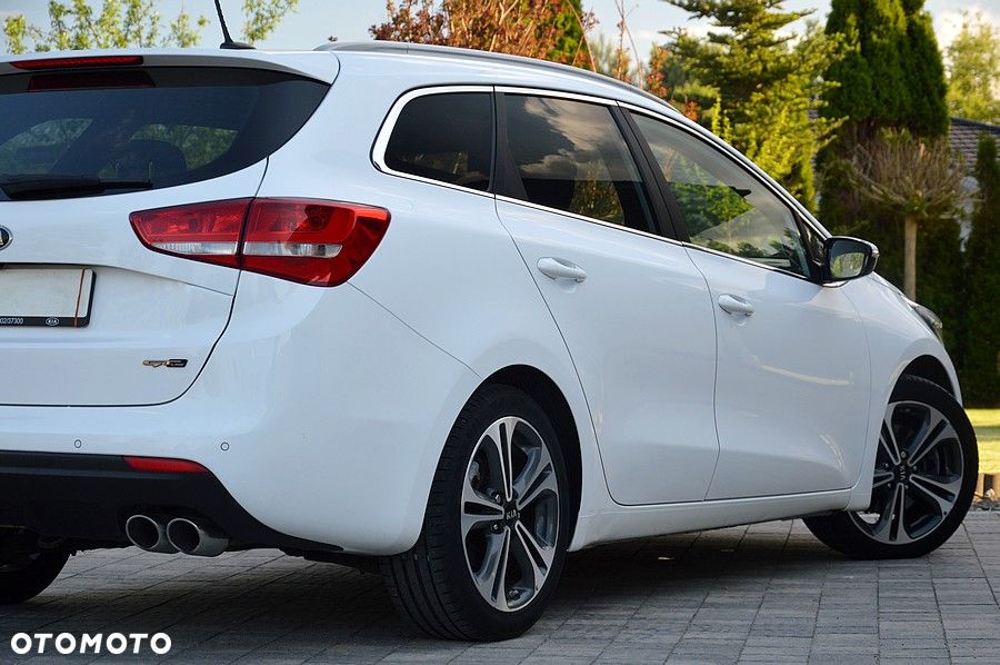 Kia Ceed 1.6 CRDi GT Line DCT - 17