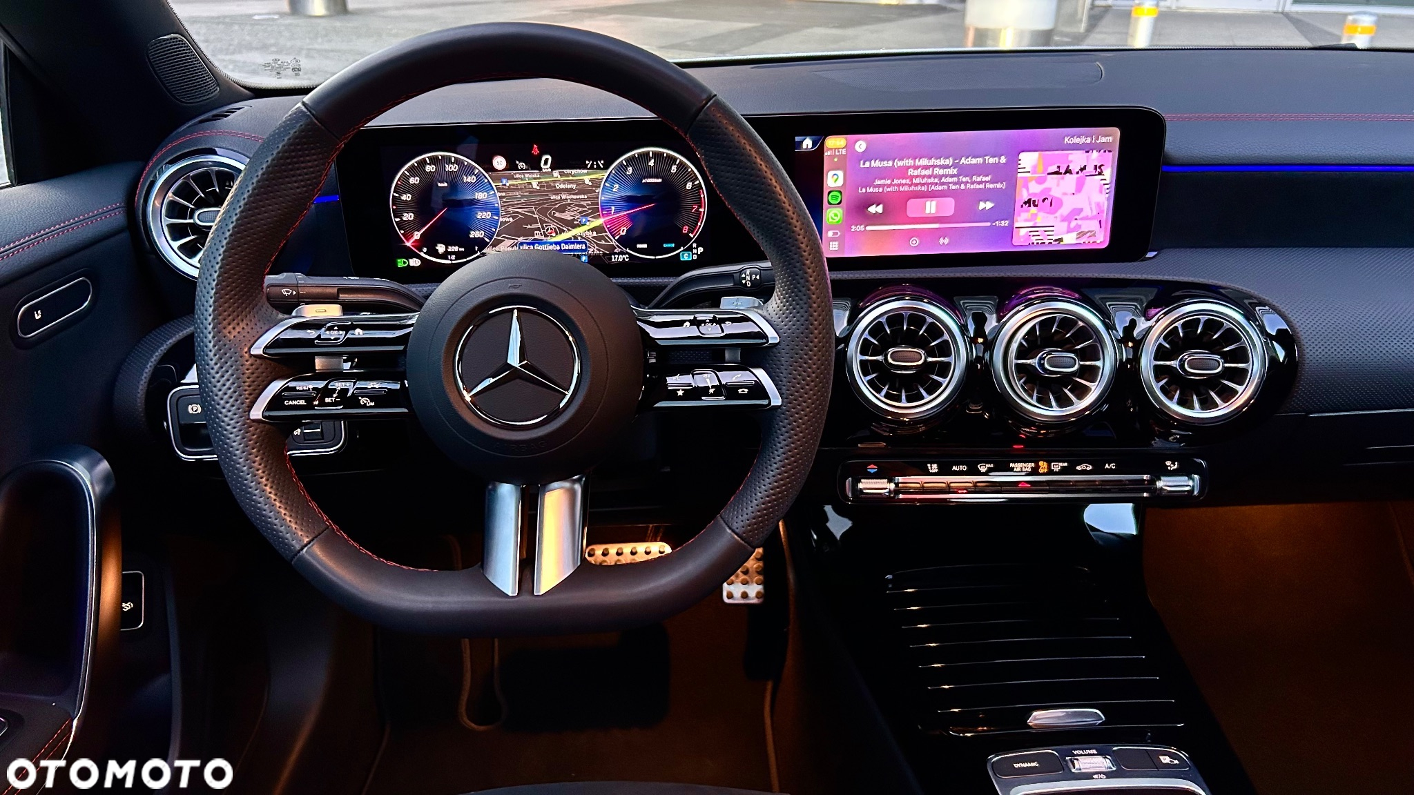 Mercedes-Benz CLA 200 AMG Line 7G-DCT - 14