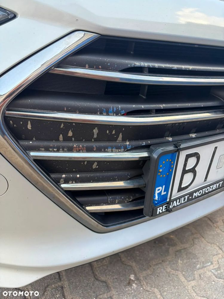 Hyundai Elantra 1.6 Comfort - 6
