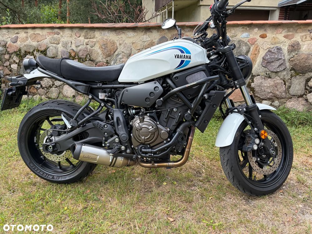Yamaha XSR - 1