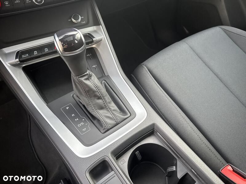 Audi Q3 35 TFSI mHEV S tronic - 14