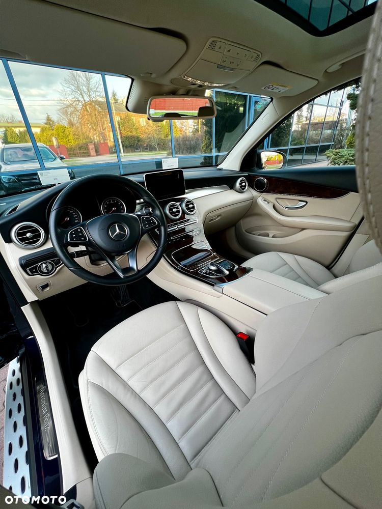 Mercedes-Benz GLC 350 e 4Matic 7G-TRONIC - 23