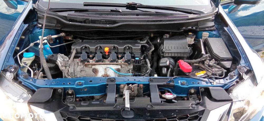 Honda Civic 1.8 Executive EU6 - 26