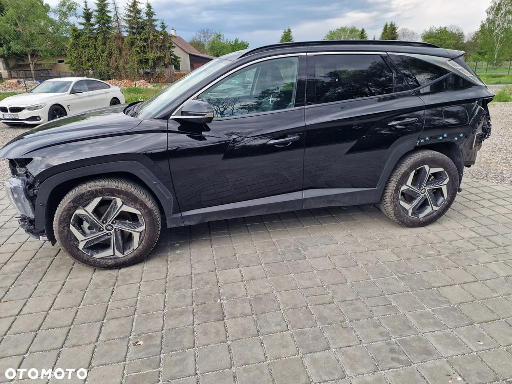 Hyundai Tucson - 2