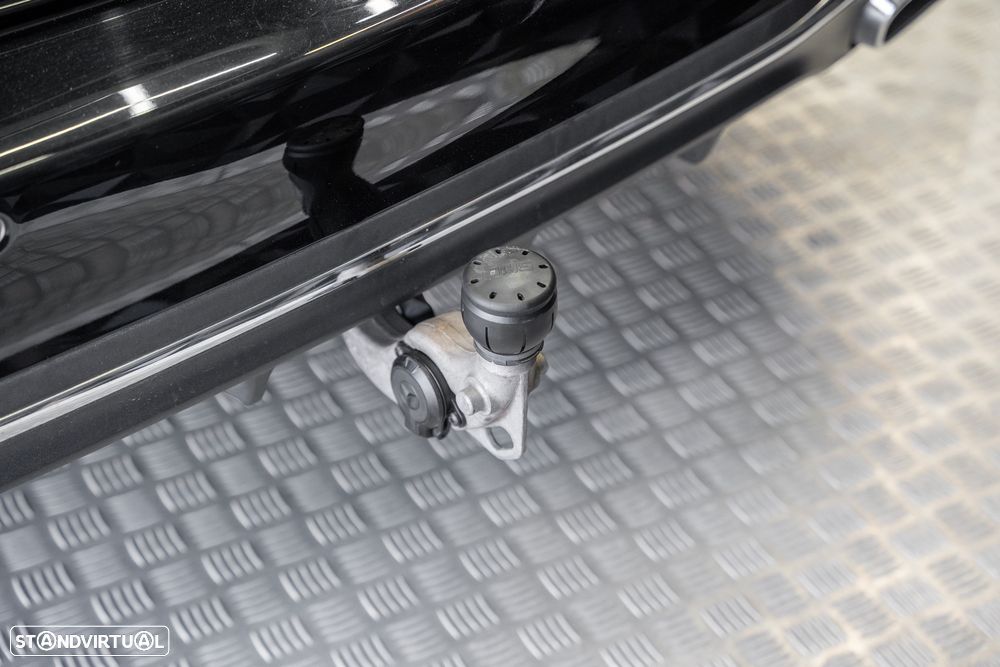 Mercedes-Benz C 300 de T 9G-TRONIC AMG Line - 36