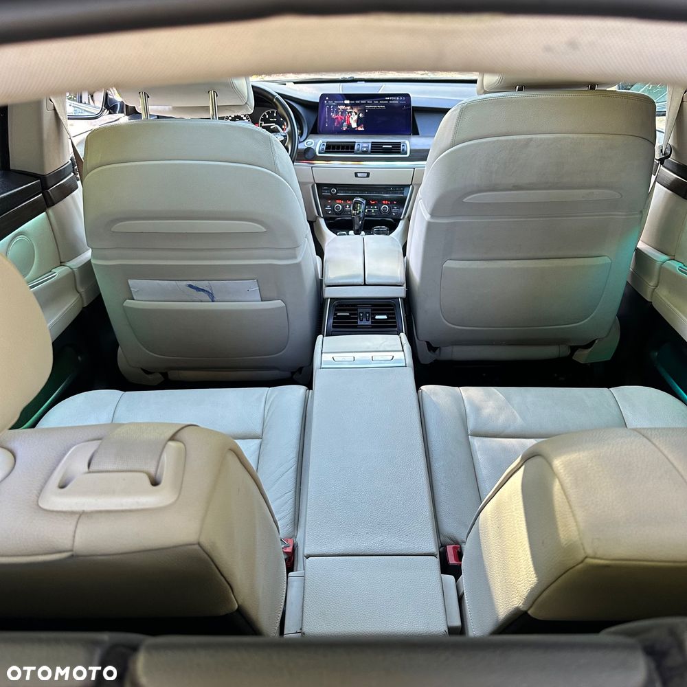 BMW 5GT 530d - 18