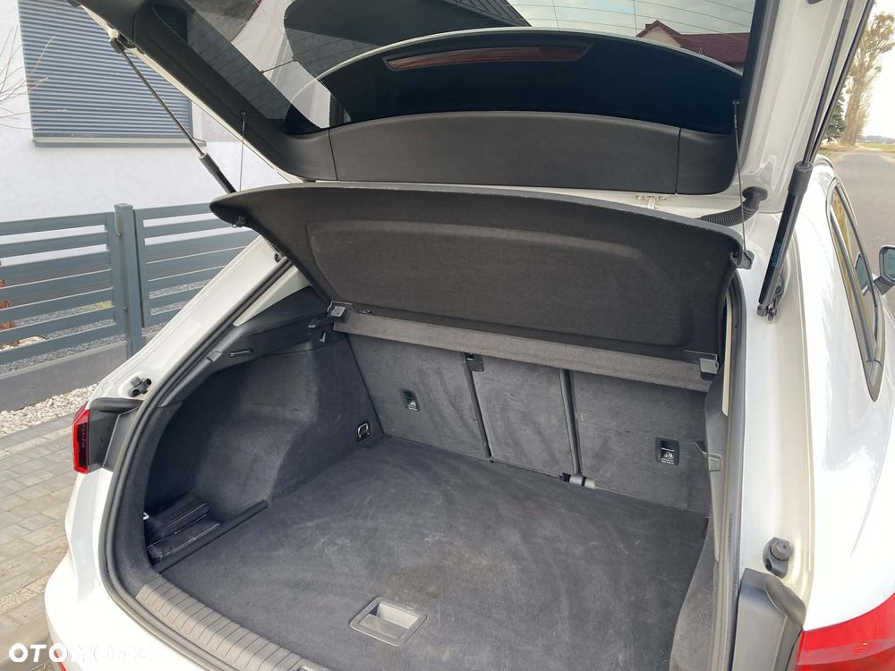 Audi Q3 2.0 TDI S tronic - 31