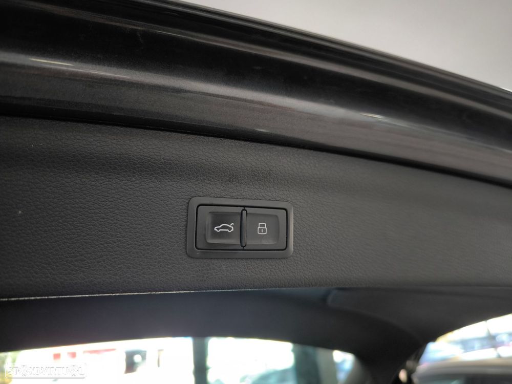 Audi Q3 45 TFSIe S line S tronic - 31