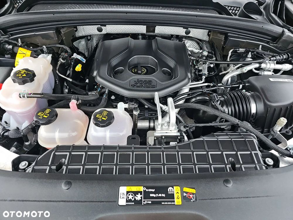 Jeep Grand Cherokee - 21