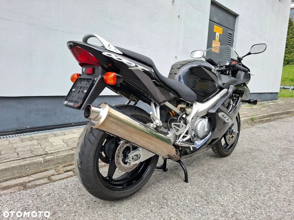 Honda CBR - 3