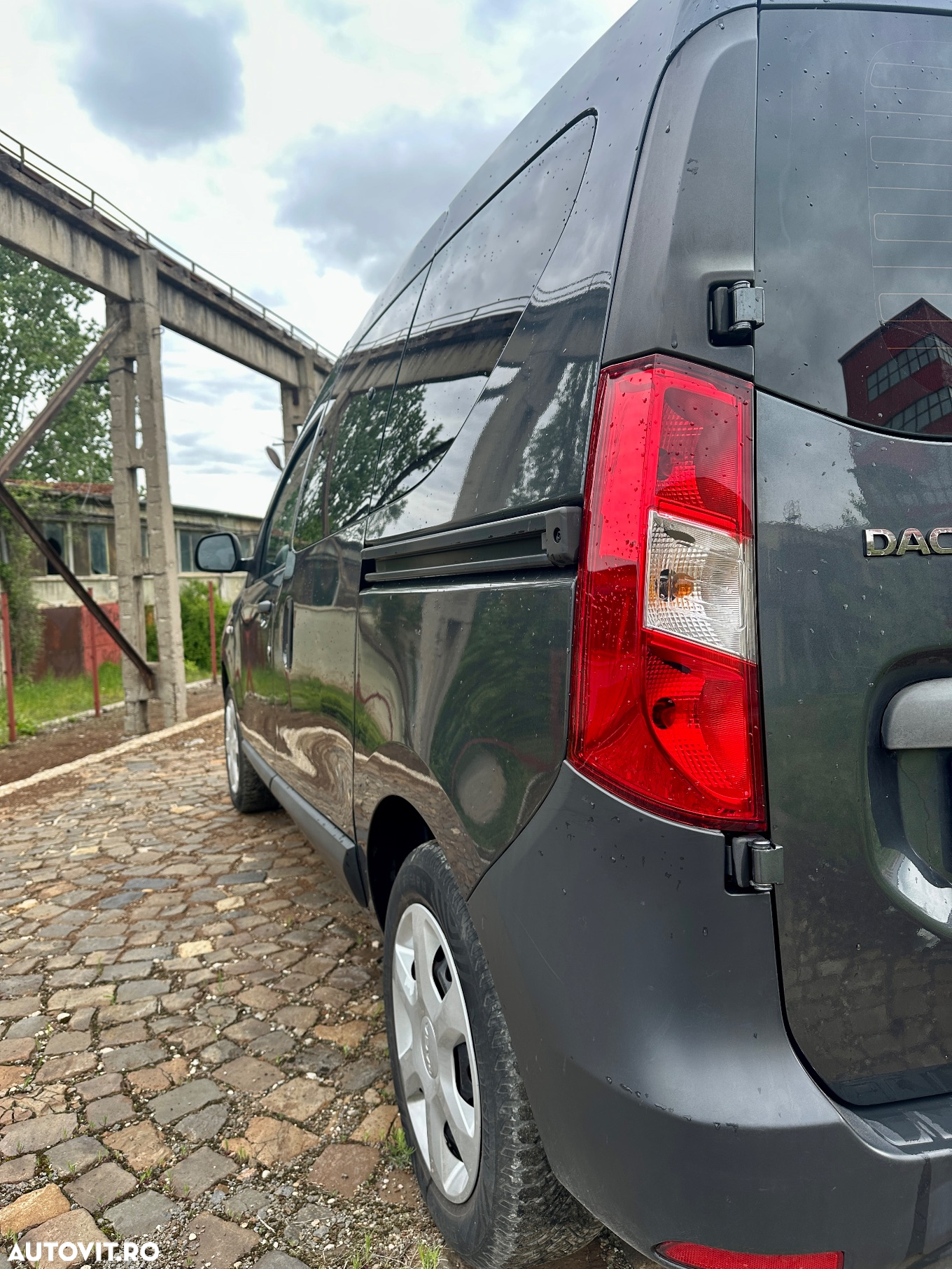 Dacia Dokker 1.2 TCe 115 CP Laureate - 4