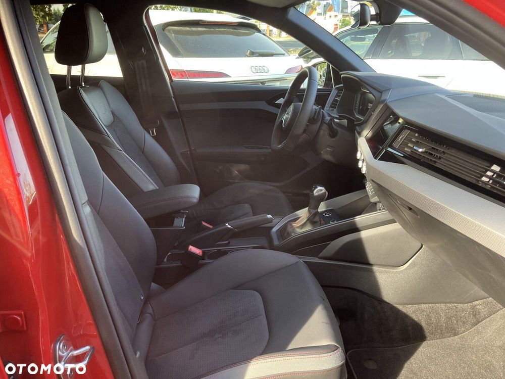 Audi A1 Sportback 40 TFSI S-Line S tronic - 28