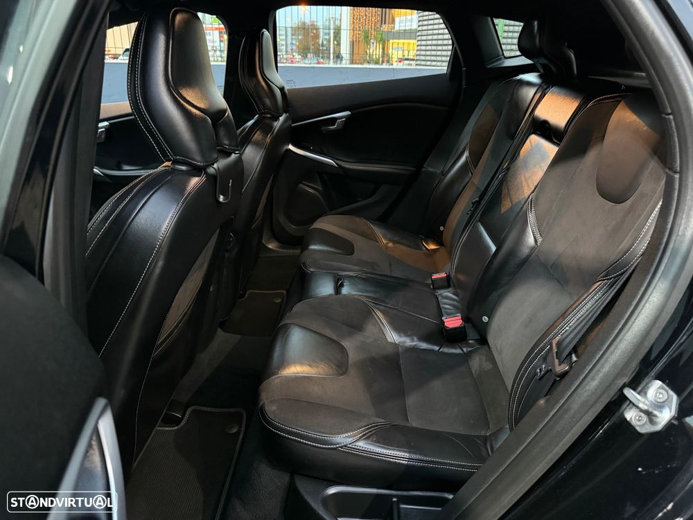 Volvo V40 D2 R Design - 42