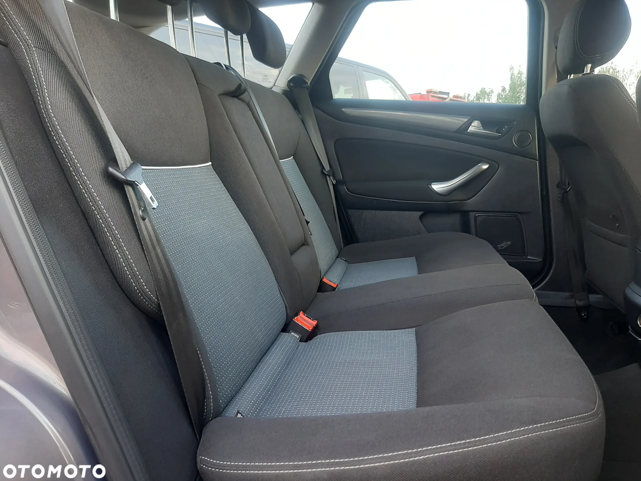Ford Mondeo Turnier 2.0 TDCi Ambiente - 21