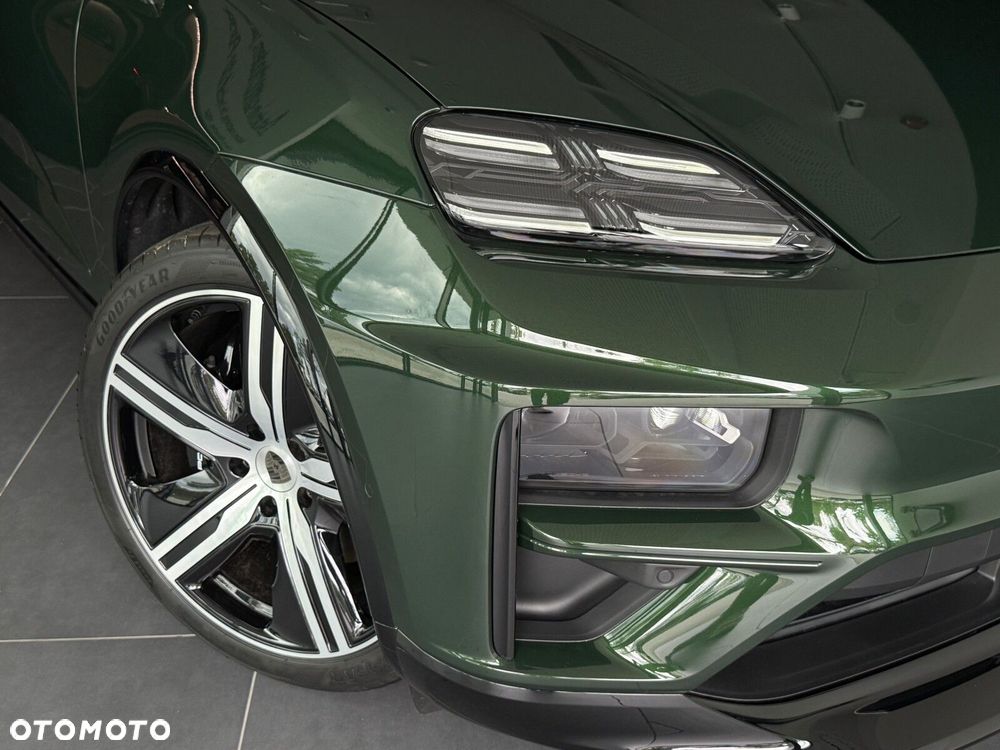 Porsche Macan - 10