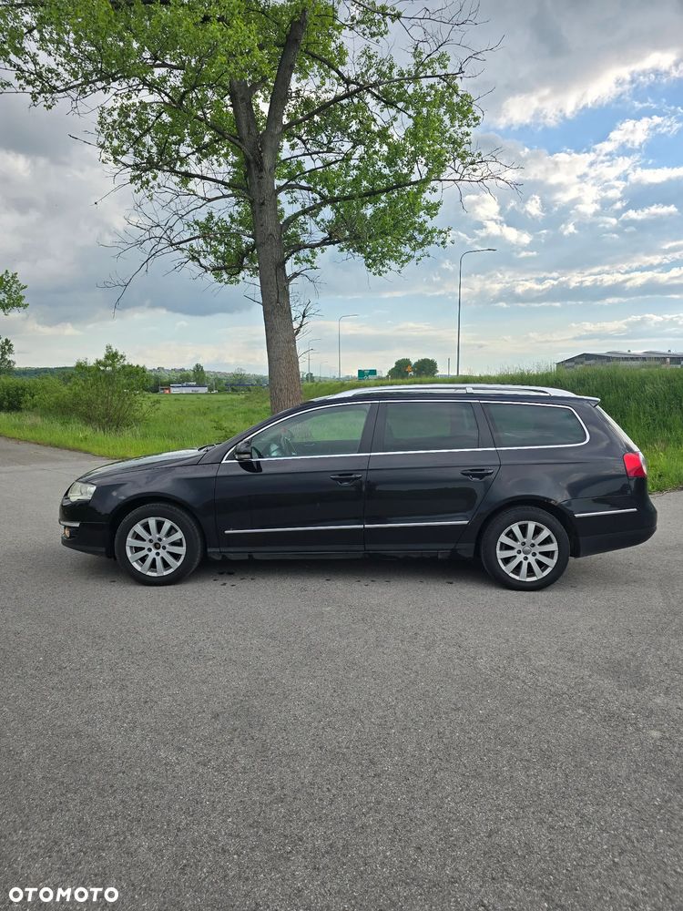 Volkswagen Passat 2.0 TDI DPF 4Motion Highline - 24