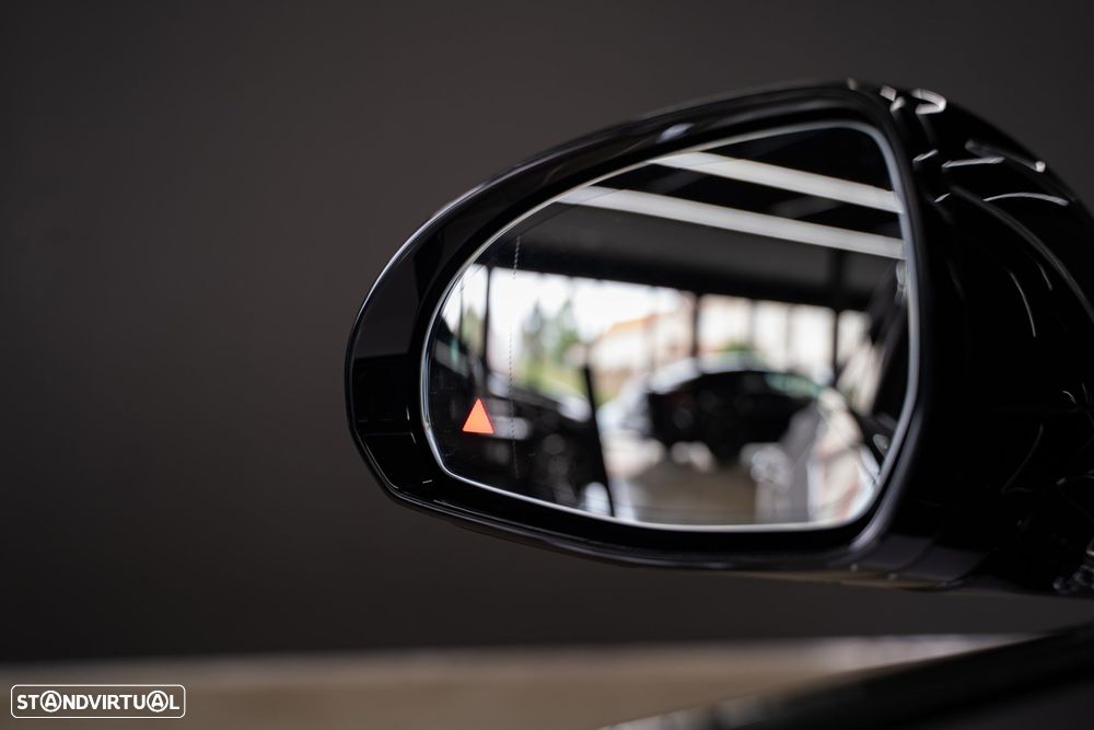 Mercedes-Benz E 300 - 12