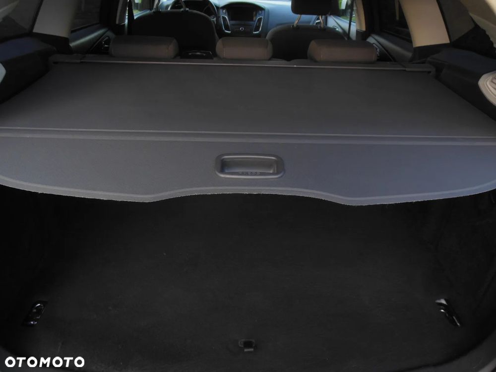 Ford Focus - 30