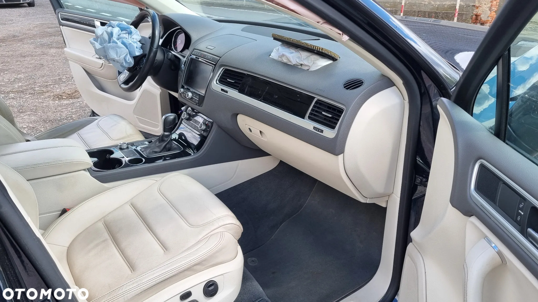 Volkswagen Touareg 3.0 V6 TDI BMT Business Line - 30