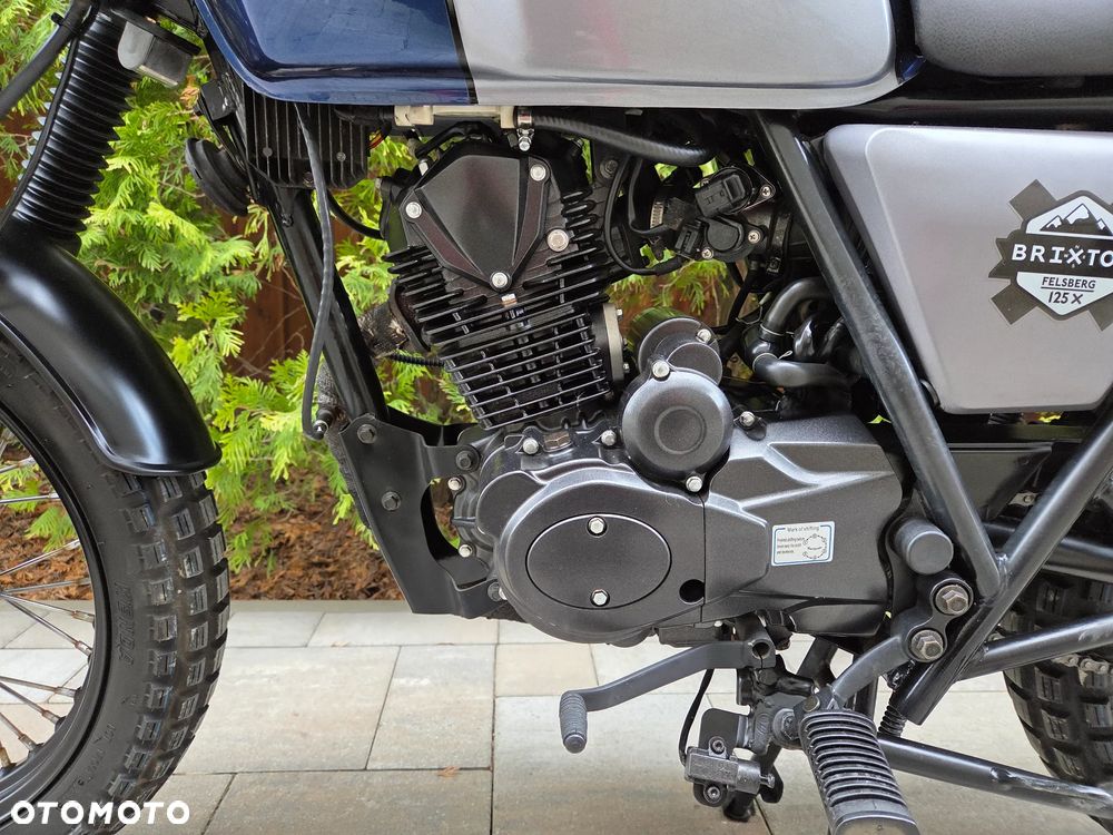 Brixton Cromwell - 14