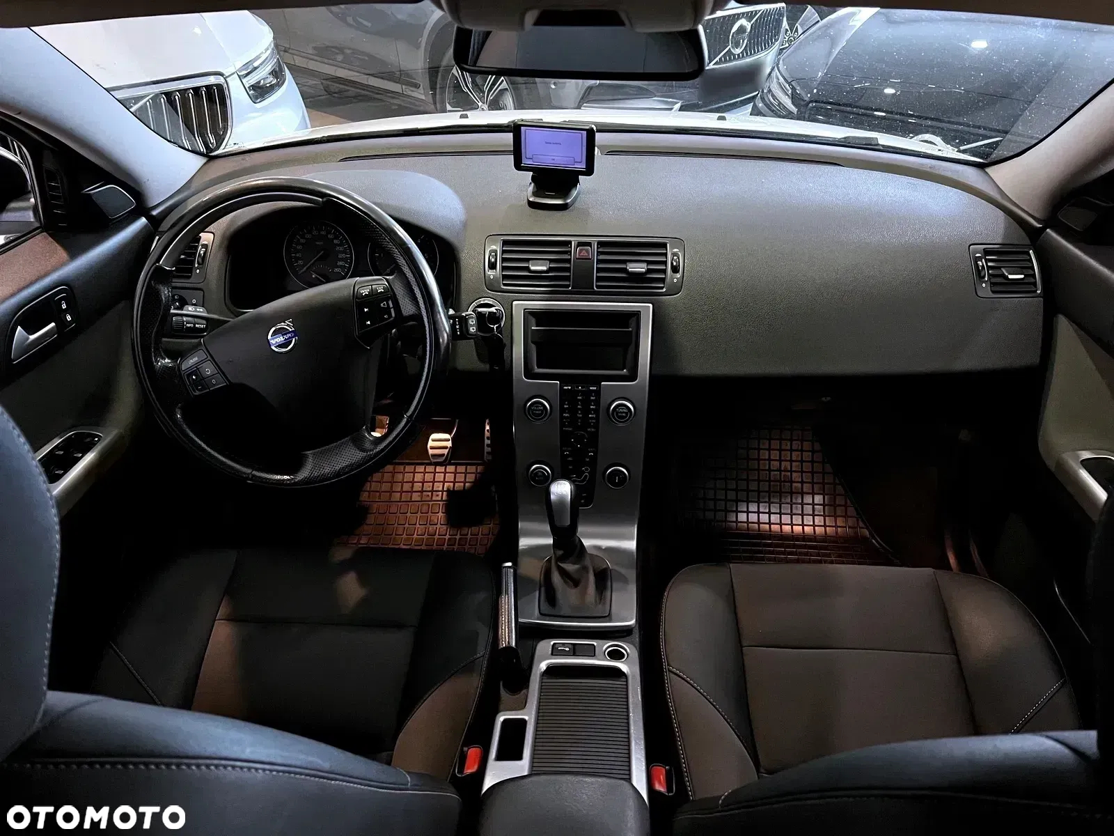 Volvo V50 D2 R-Design - 18