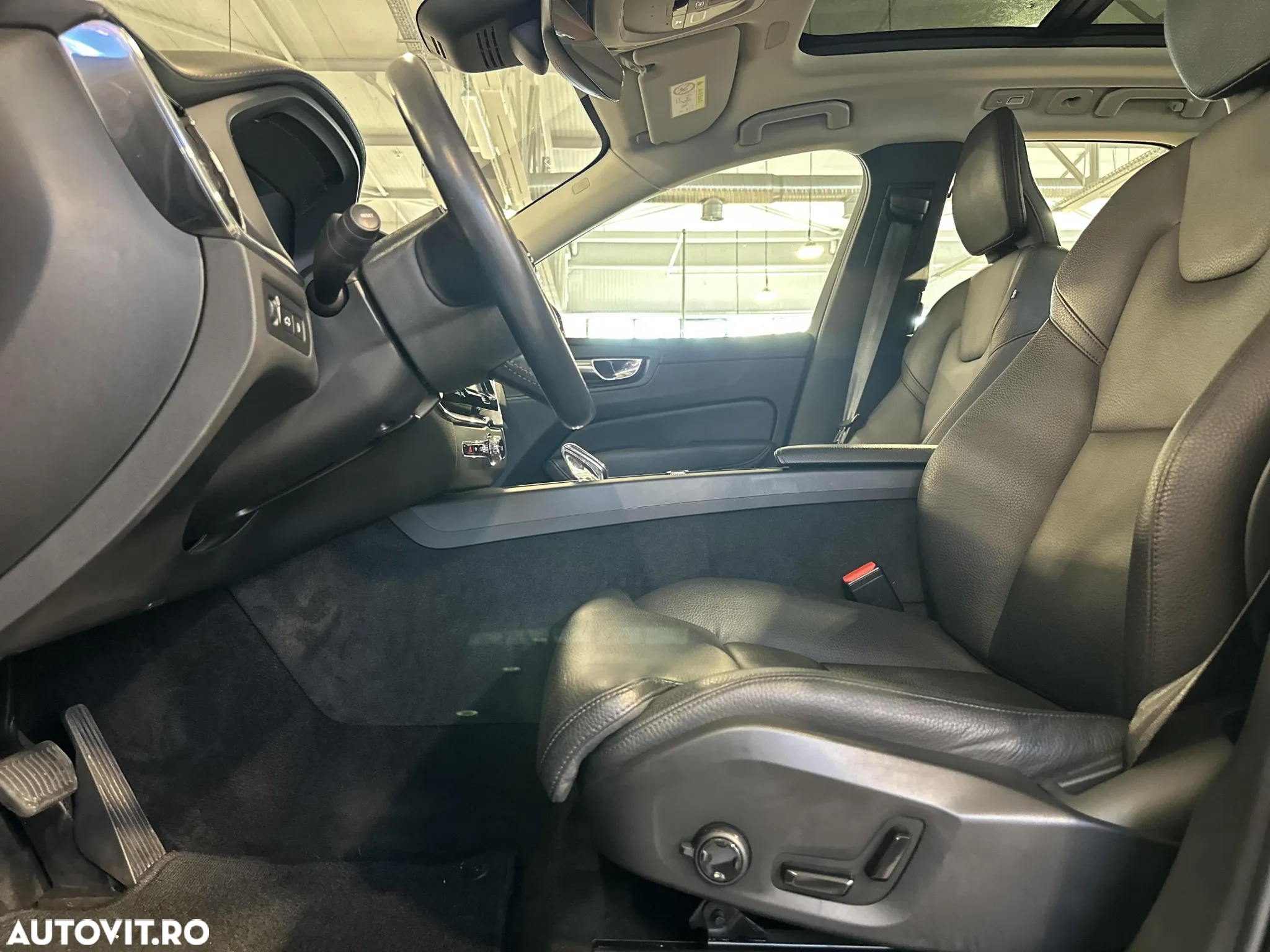 Volvo XC 60 T6 AWD Recharge Geartronic Inscription - 24