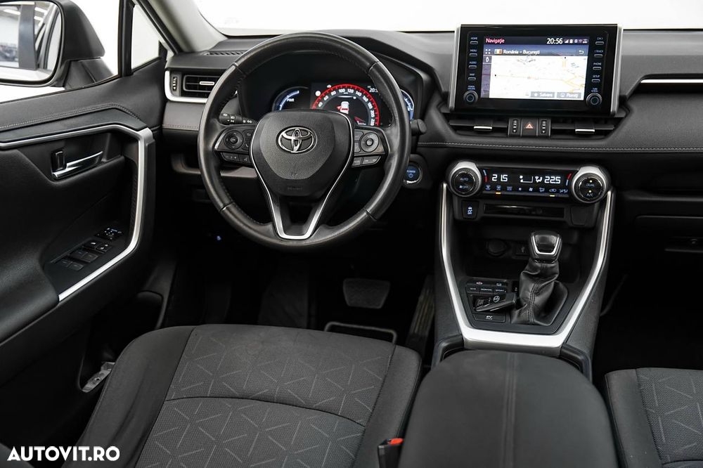 Toyota RAV4 - 12