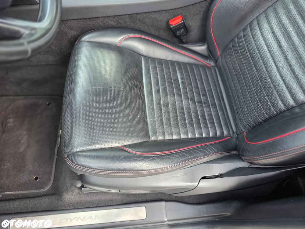 Land Rover Discovery Sport 2.0 P200 mHEV R-Dynamic HSE - 30