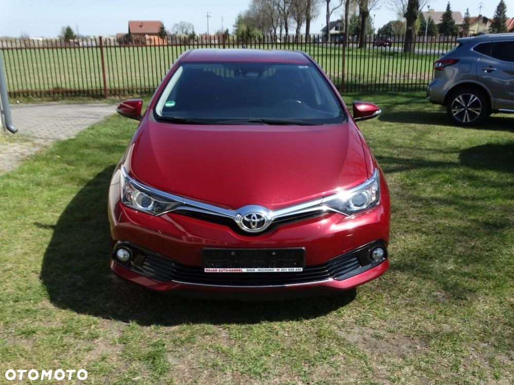Toyota Auris - 4