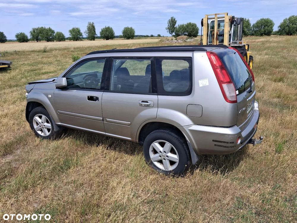 Nissan X-Trail 2.5 4x4 Elegance - 7