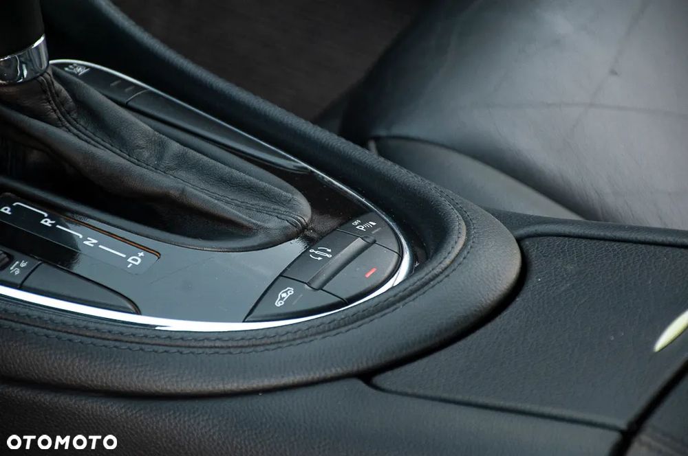 Mercedes-Benz CLS 320 CDI 7G-TRONIC DPF - 37