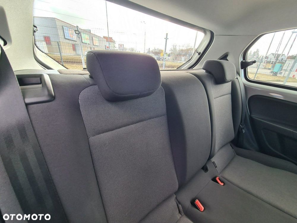 Volkswagen up! 1.0 move - 22
