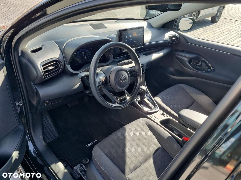Toyota Yaris Hybrid 1.5 Style - 14
