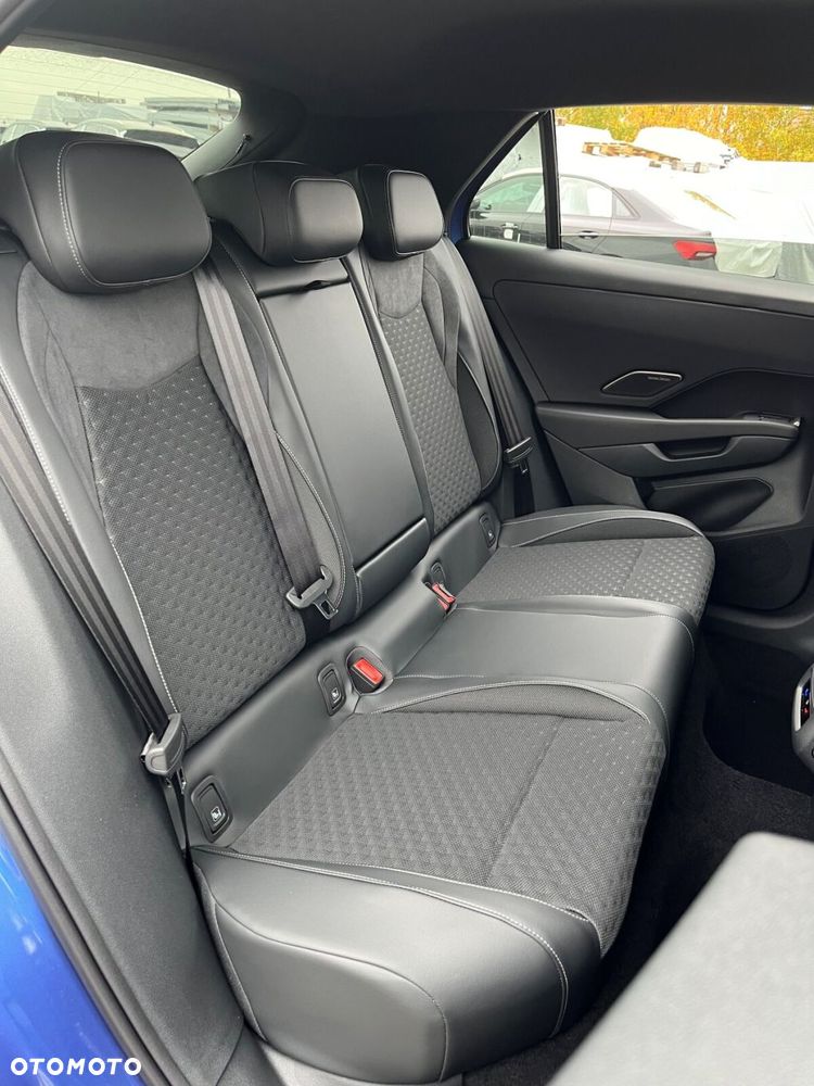 Volkswagen T-Roc 1.5 eTSI R-Line DSG - 11