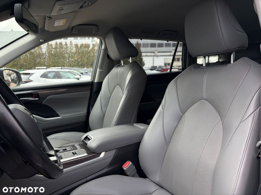 Toyota Highlander - 21