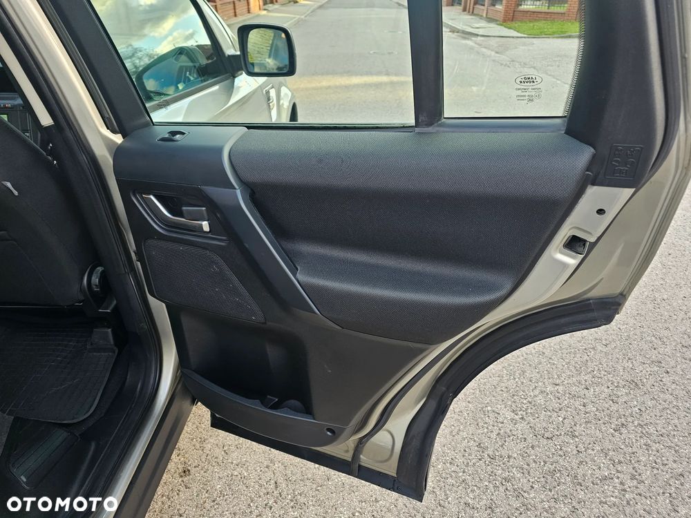 Land Rover Freelander II 2.2 TD4 S - 24