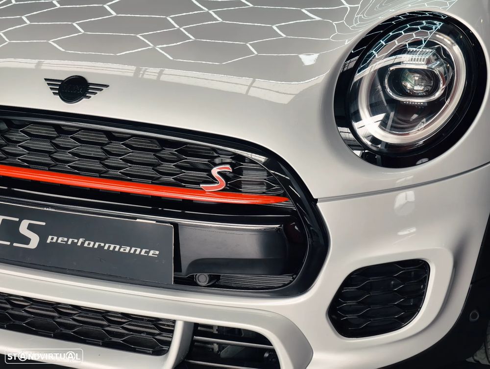 MINI 3 Portas Cooper Auto - 30