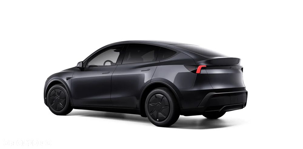 Tesla Model Y - 11