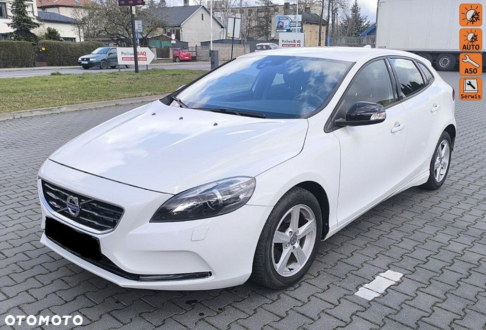 Volvo V40