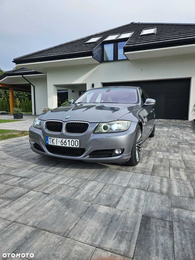 BMW Seria 3 320d Efficient Dynamics Sport Line EU6 - 8