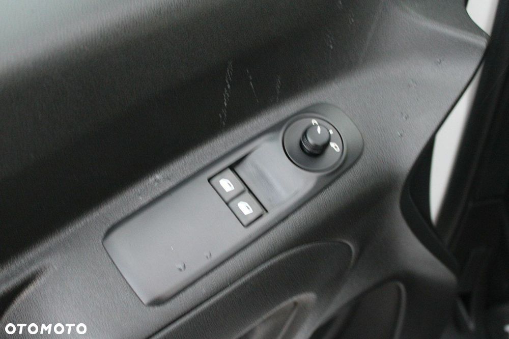 Toyota Proace City - 14