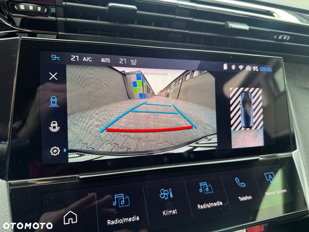 Peugeot 308 1.2 PureTech Allure S&S EAT8 - 11