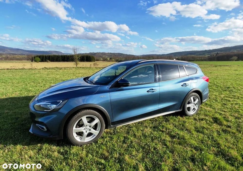 Ford Focus 2.0 EcoBlue Active Business - 4