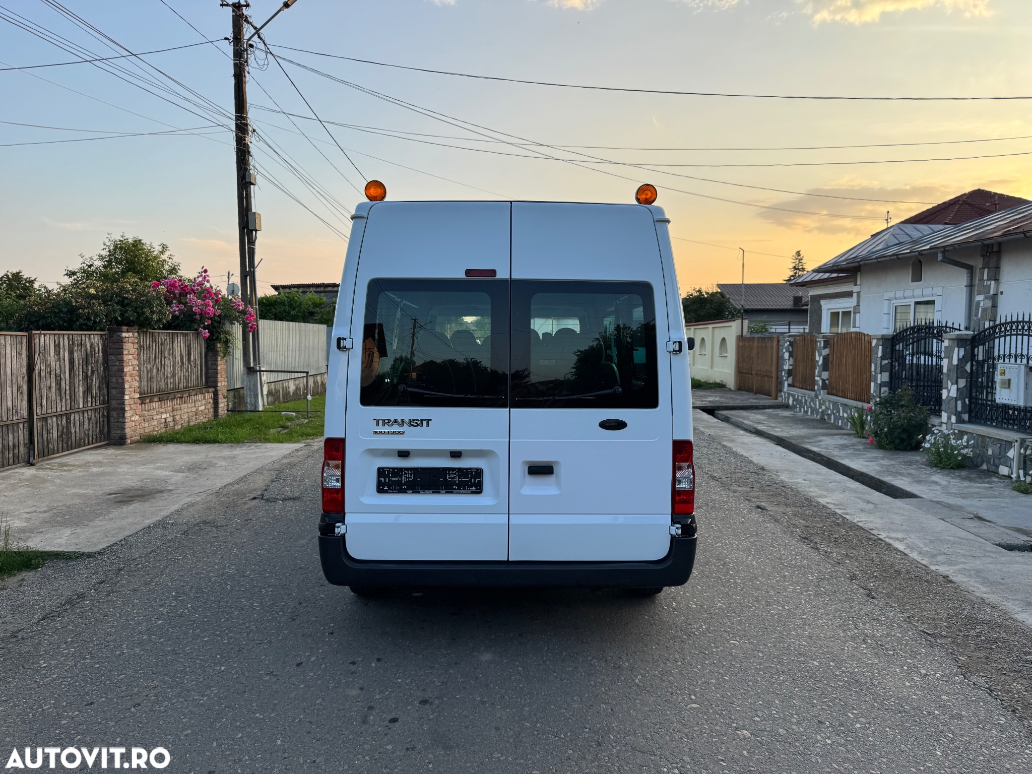 Ford Transit 300 K TDCi Pkw VA Trend - 17